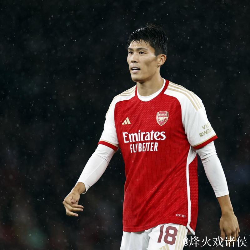 罗马诺确认:富安健洋自由转会阿贾克斯,签约至2026年6月 罗马诺确认:富安健洋自由转会阿贾克斯,签约至2026年6月